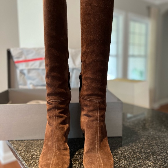 Prada brown suede 19” boots sz 38, 4 inch heel - Picture 3 of 10